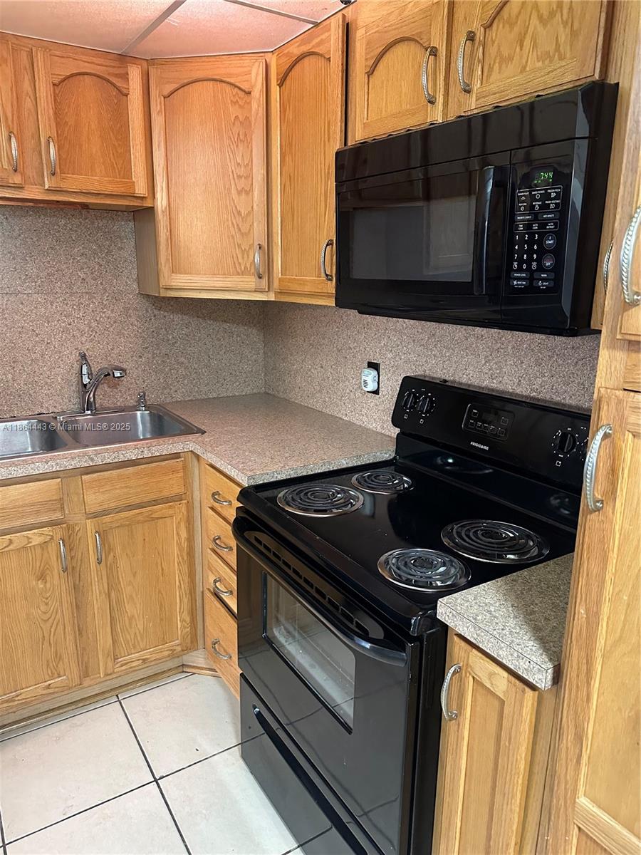 PARK PLACE CONDOMINIUM NO - Residential Lease