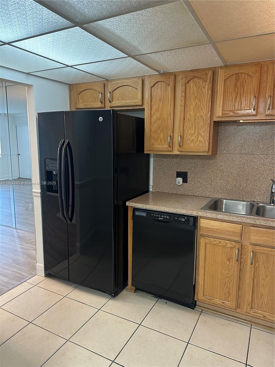 PARK PLACE CONDOMINIUM NO - Residential Lease