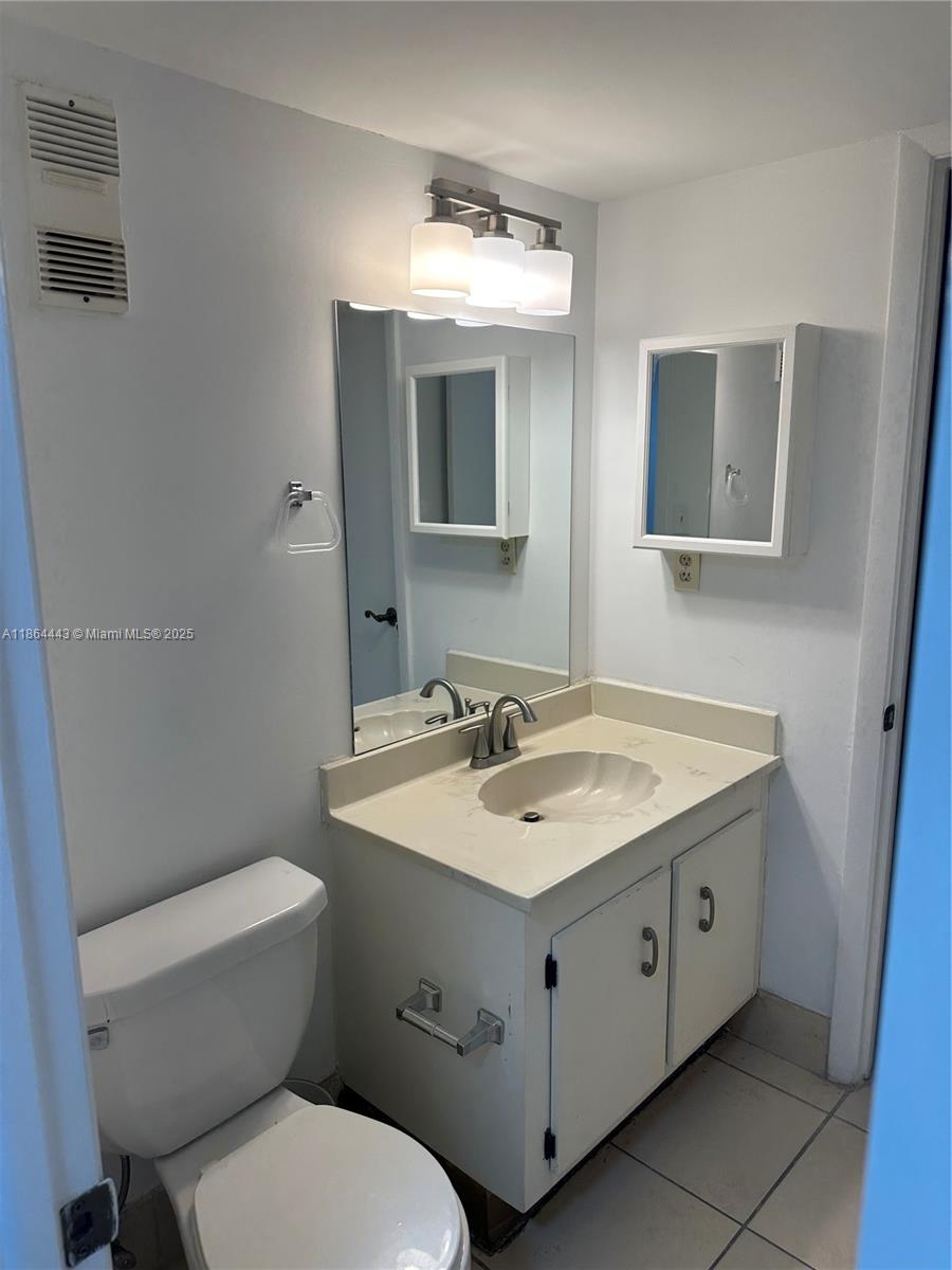 PARK PLACE CONDOMINIUM NO - Residential Lease