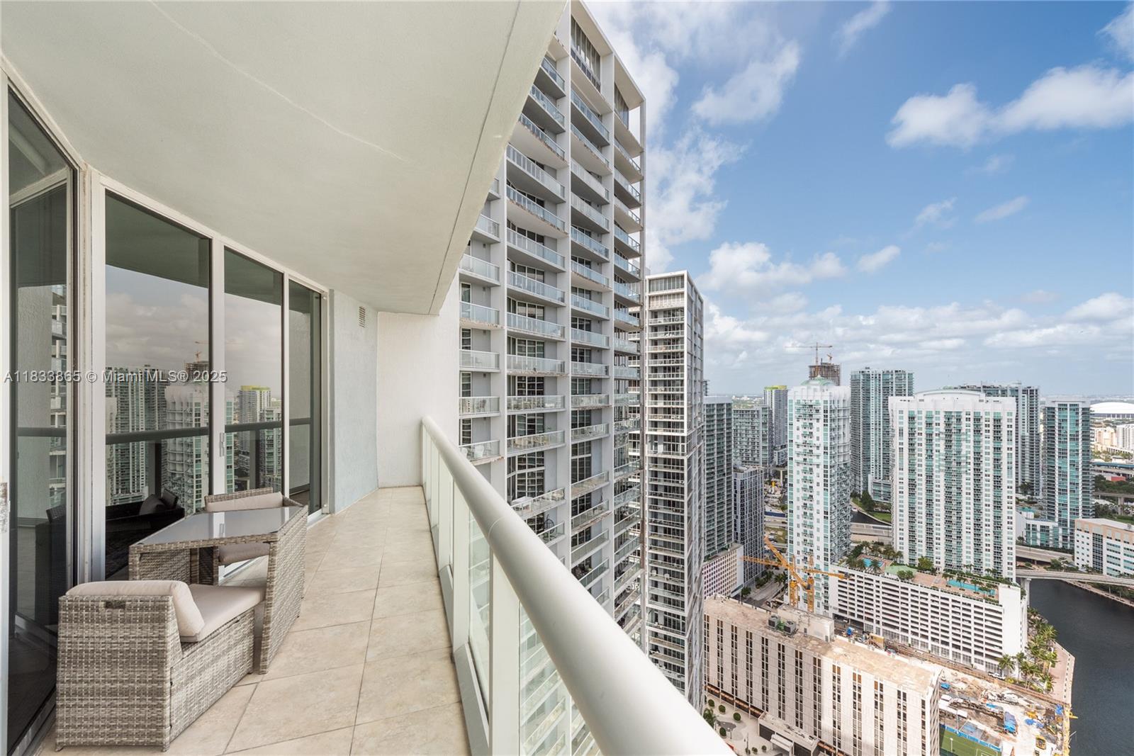 465 Brickell Ave 4304