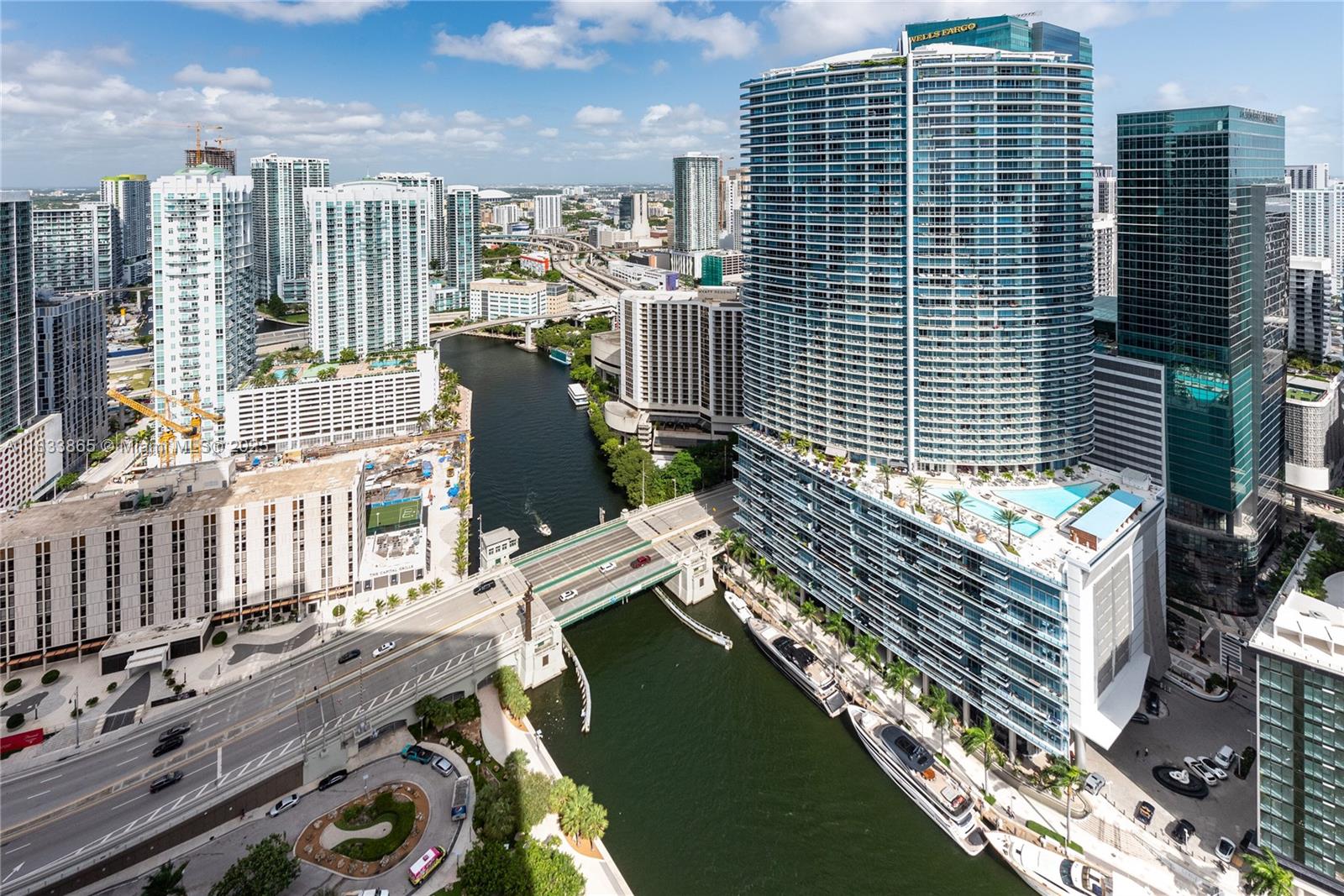 465 Brickell Ave 4304