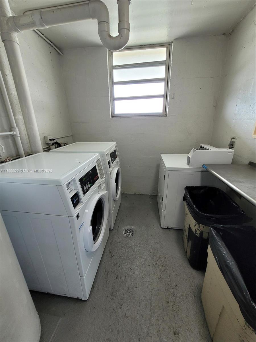 FIFTH MOORINGS CONDO - Residential