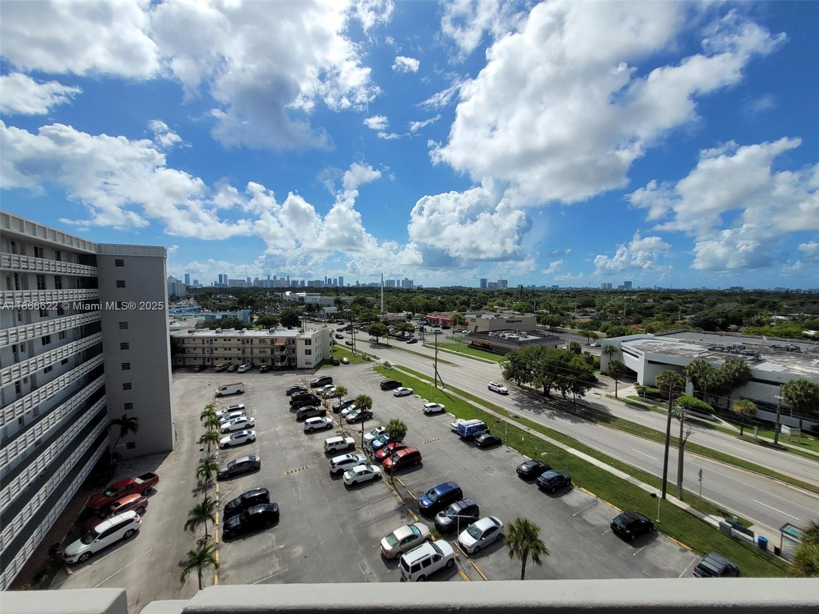 FIFTH MOORINGS CONDO - Residential