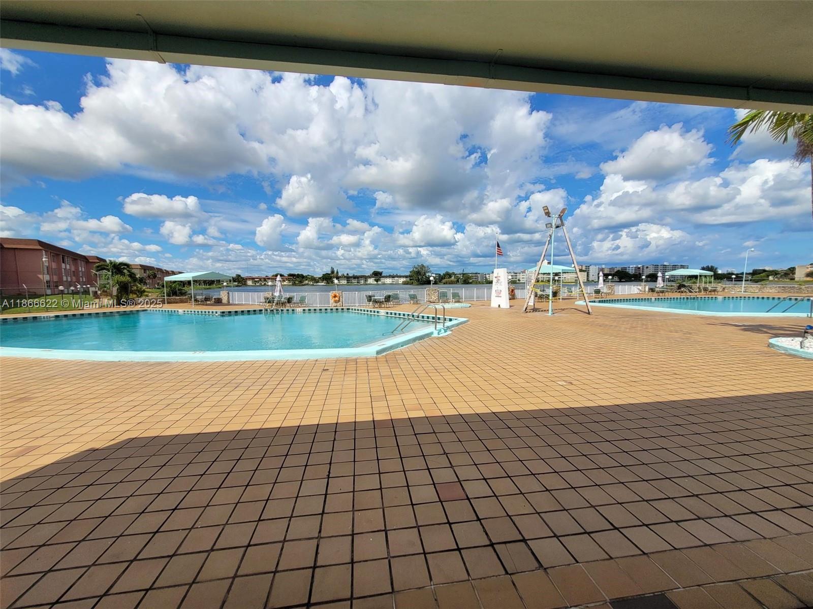 FIFTH MOORINGS CONDO - Residential