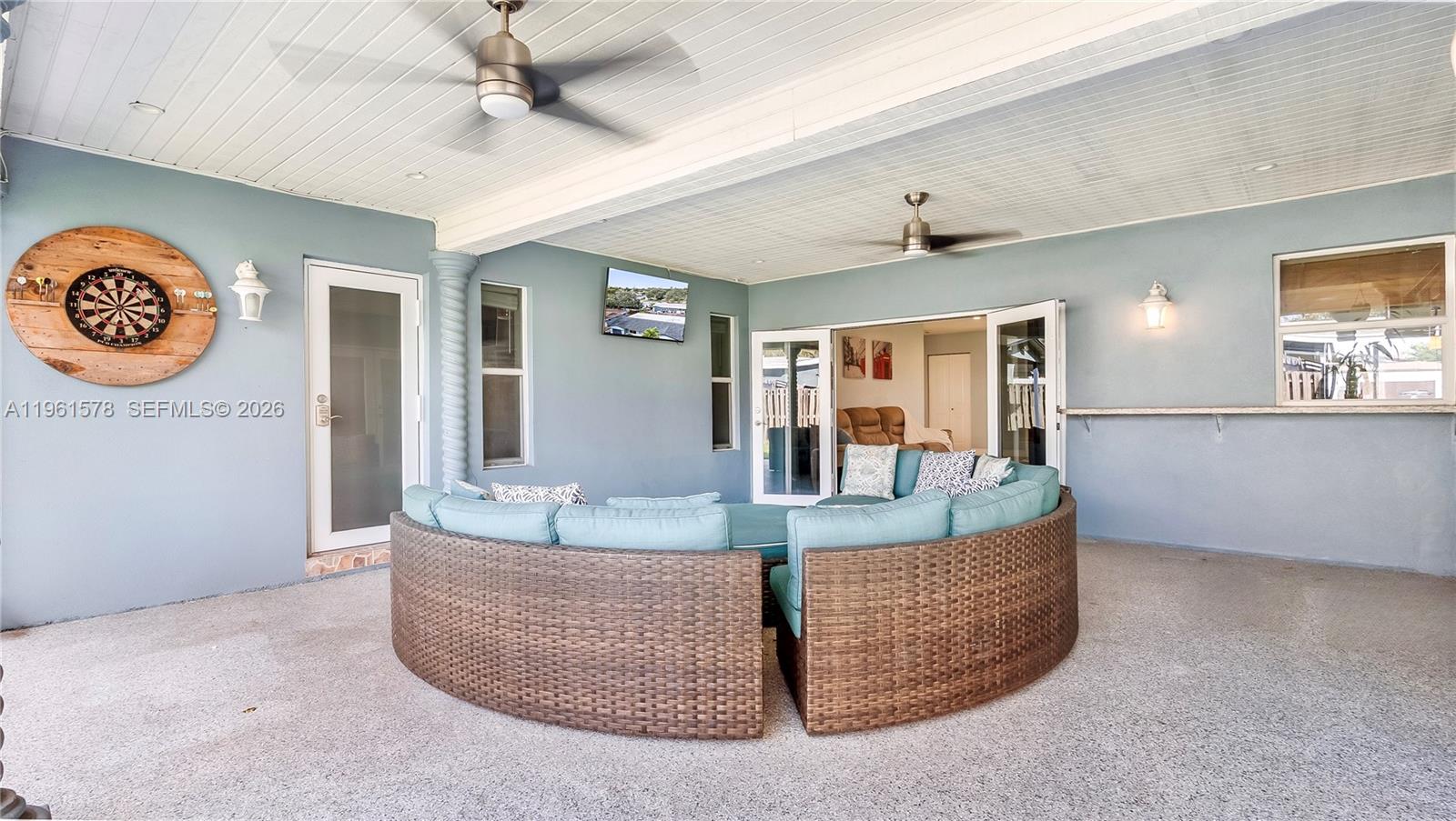 PASADENA LAKES SOUTH - Residential