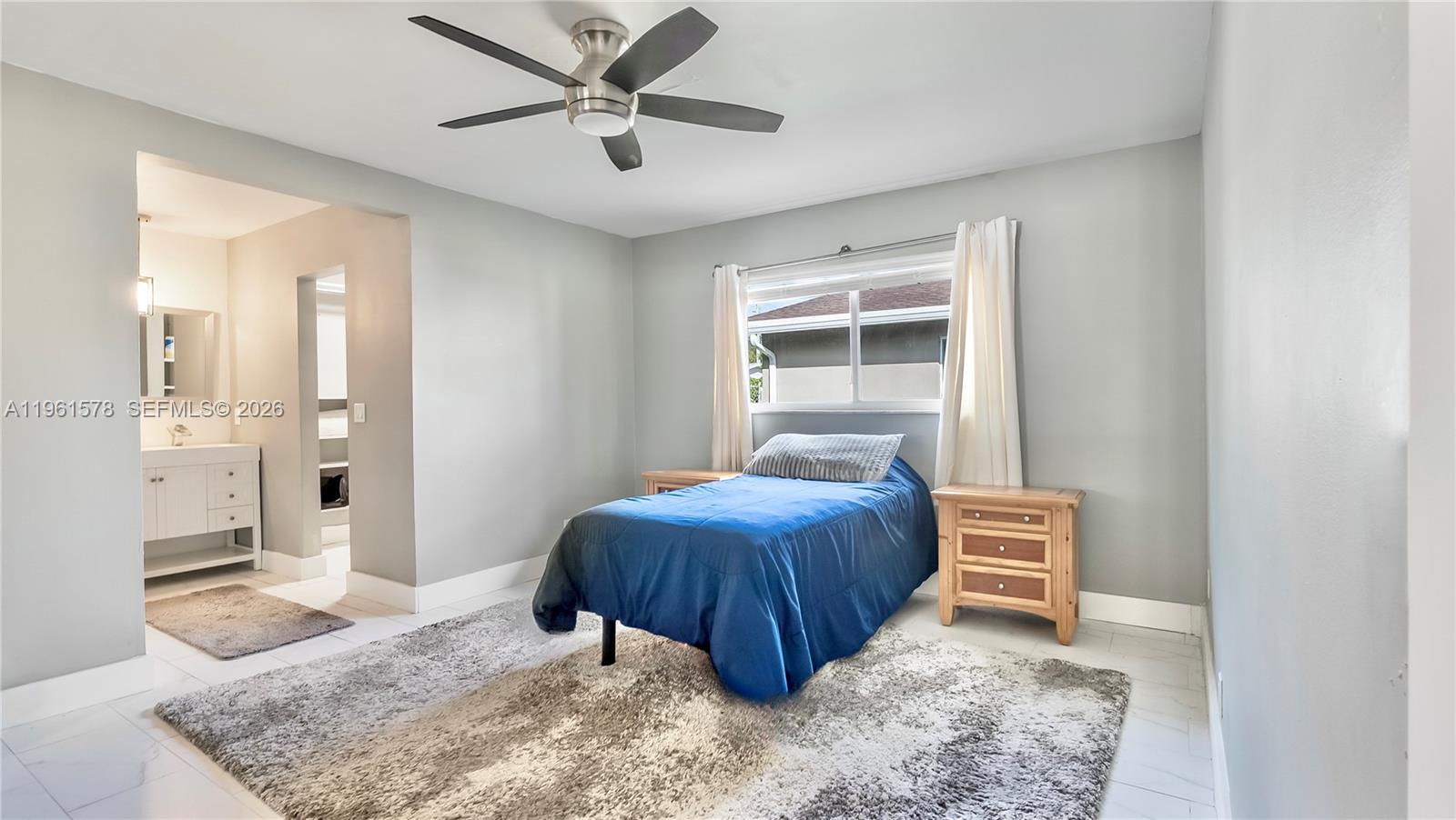 PASADENA LAKES SOUTH - Residential