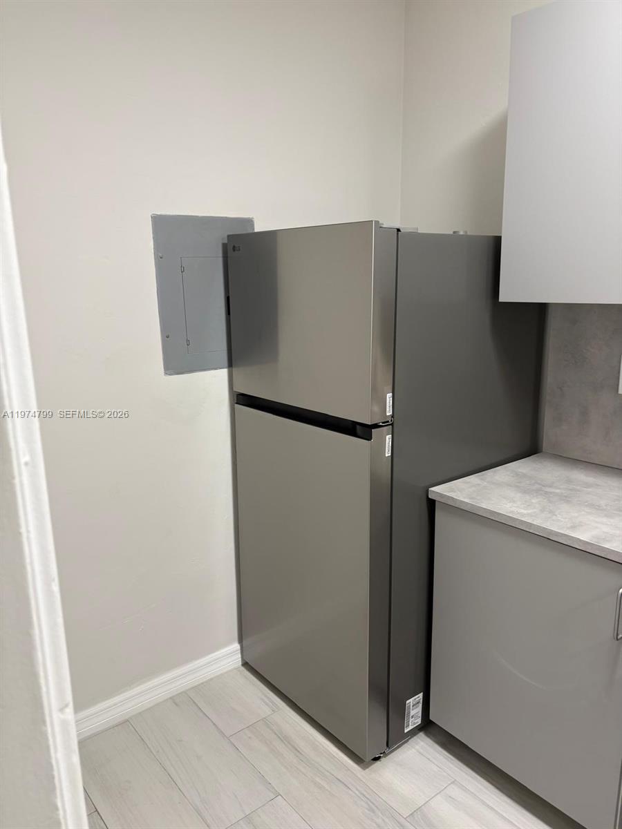 CORAL GABLES BILTMORE SEC - Residential Lease