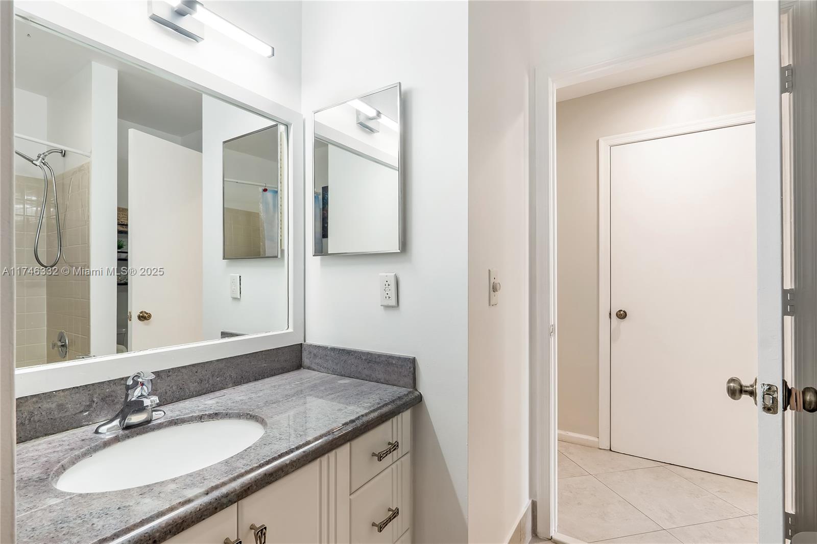 LAKES OF BOCA BARWOOD 2 - Residential