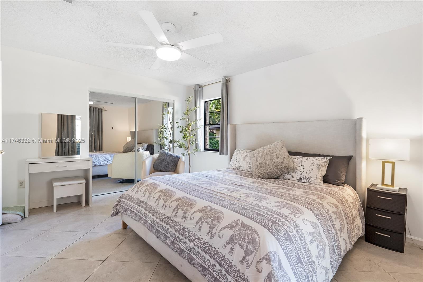 LAKES OF BOCA BARWOOD 2 - Residential