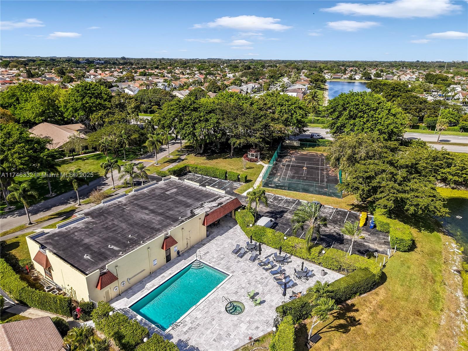 LAKES OF BOCA BARWOOD 2 - Residential