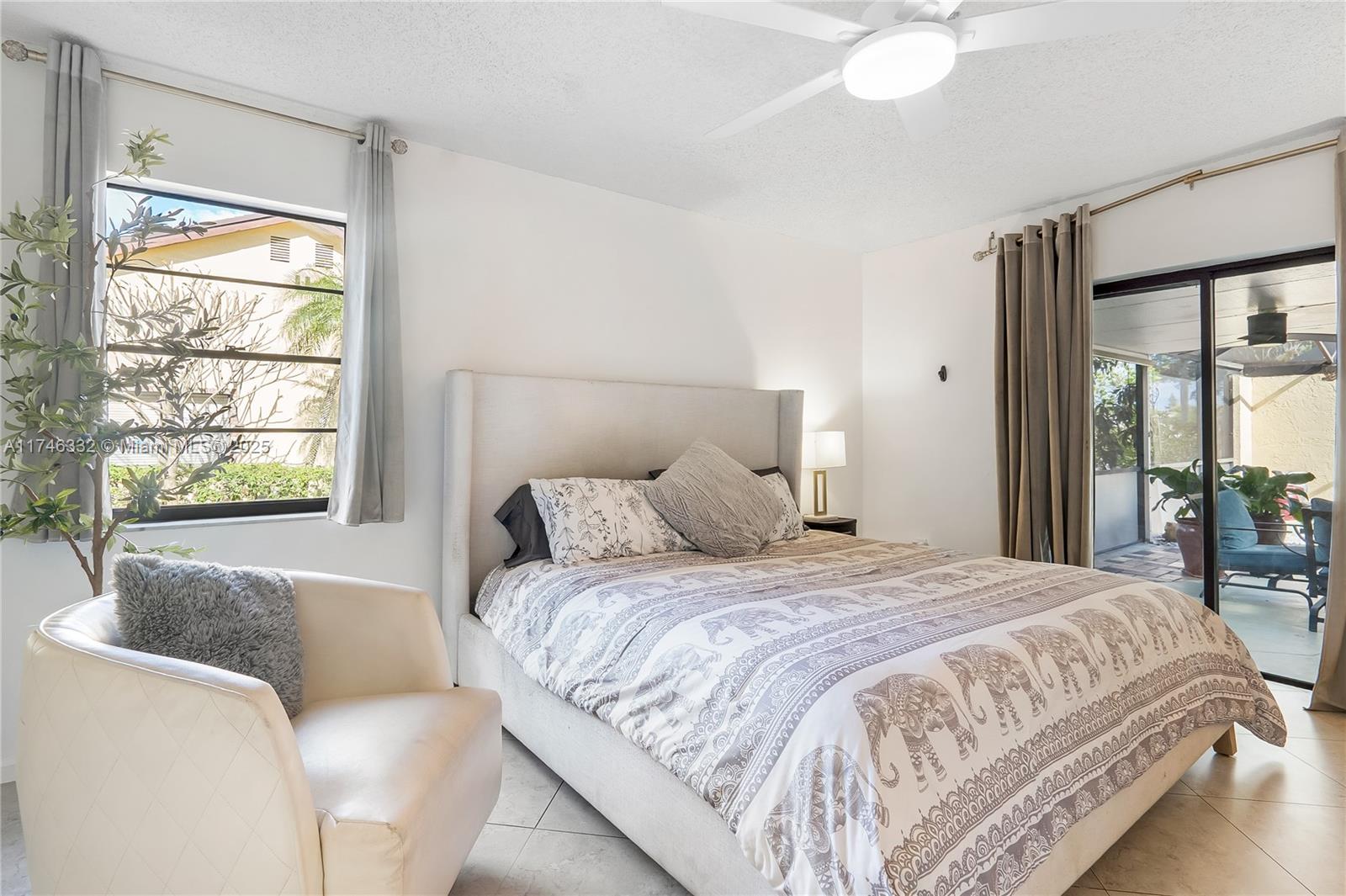 LAKES OF BOCA BARWOOD 2 - Residential
