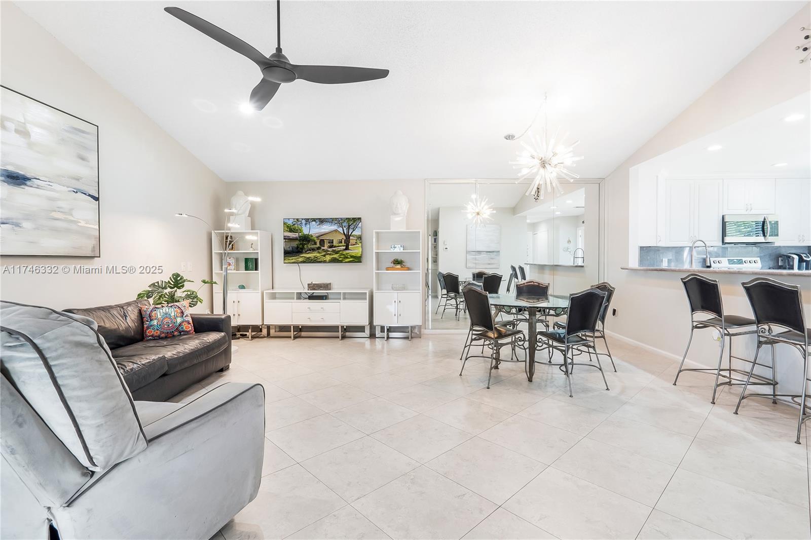 LAKES OF BOCA BARWOOD 2 - Residential