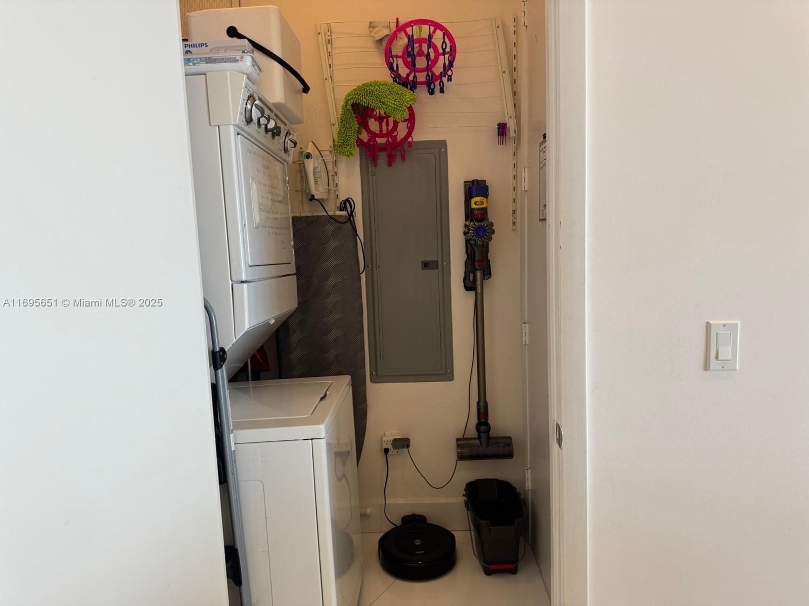 TDR TOWER III CONDO - Residential