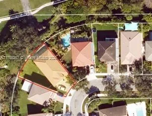 Weston, Florida 33331, United States, 4 Bedrooms Bedrooms, ,2 BathroomsBathrooms,Residential,Pending,110416