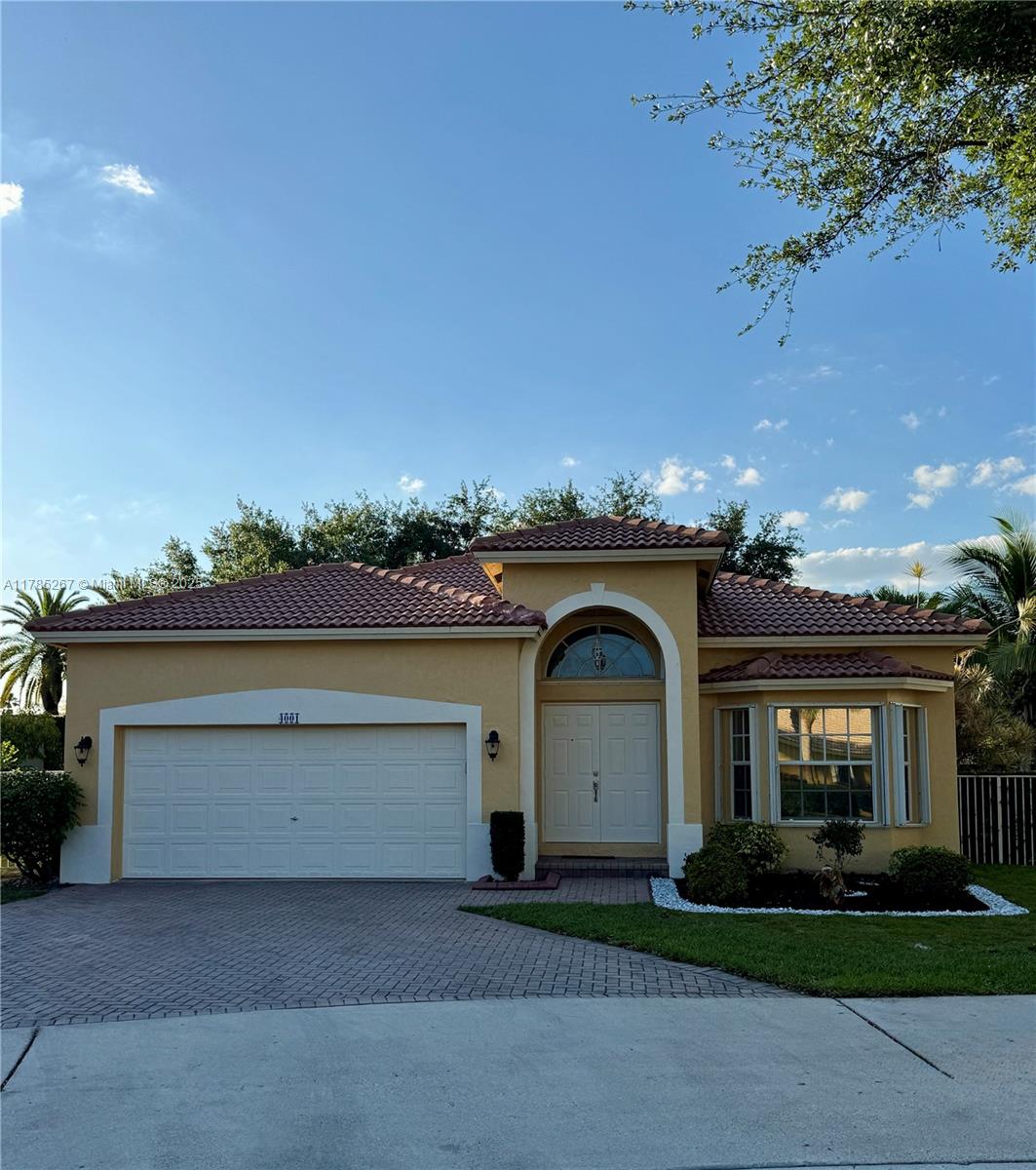 Rental Property at 4001 Turquoise Trl 4001, Weston, Broward County, Florida - Bedrooms: 4 
Bathrooms: 2  - $5,499 MO.