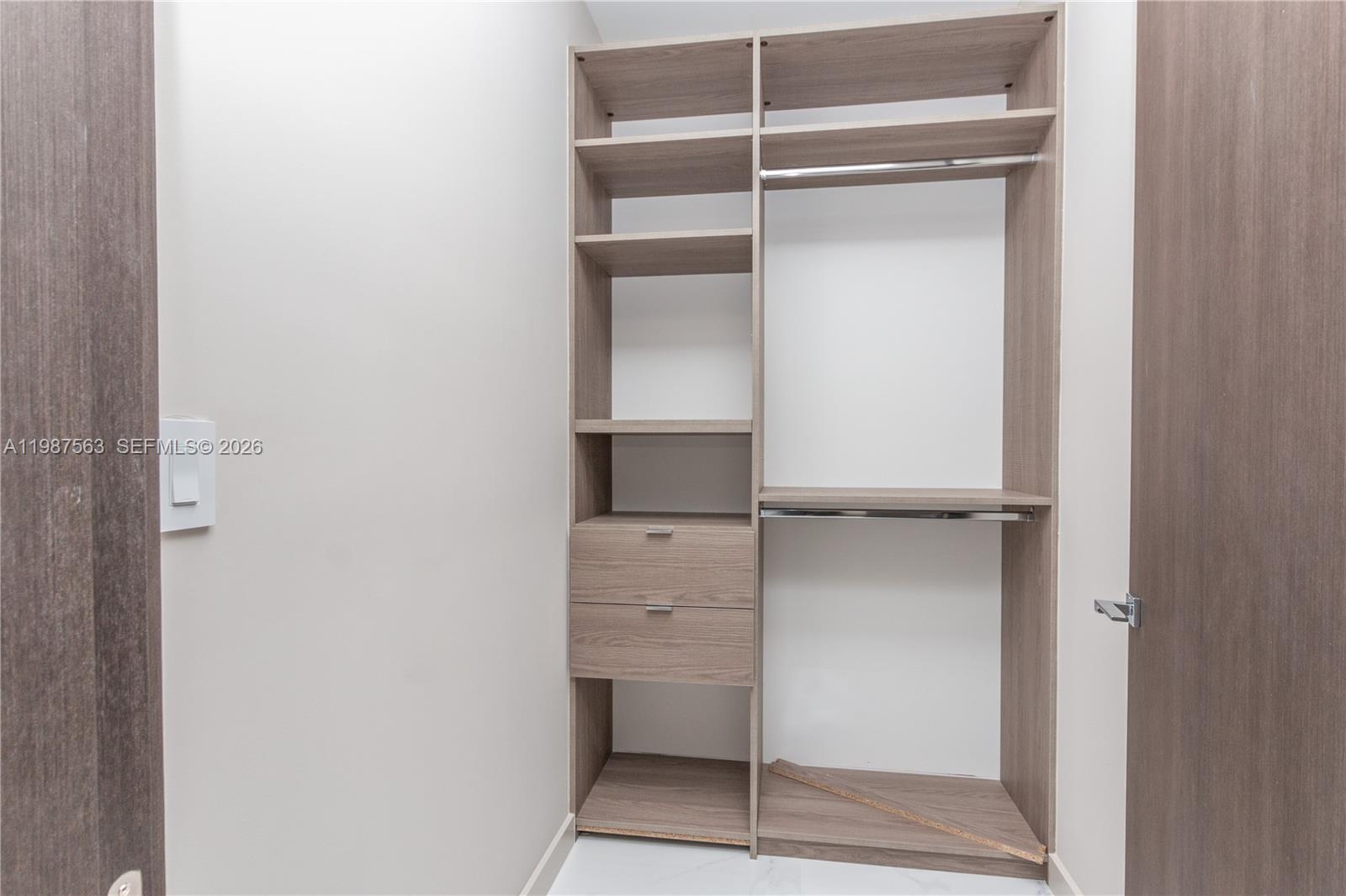 PARAMOUNT MIAMI WORLDCENT - Residential