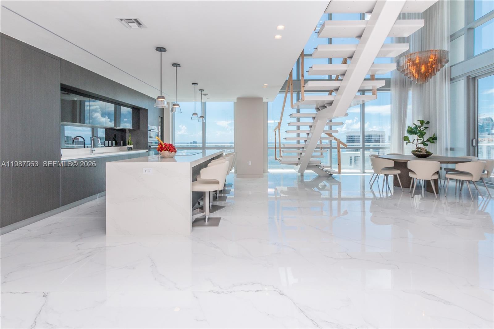 PARAMOUNT MIAMI WORLDCENT - Residential