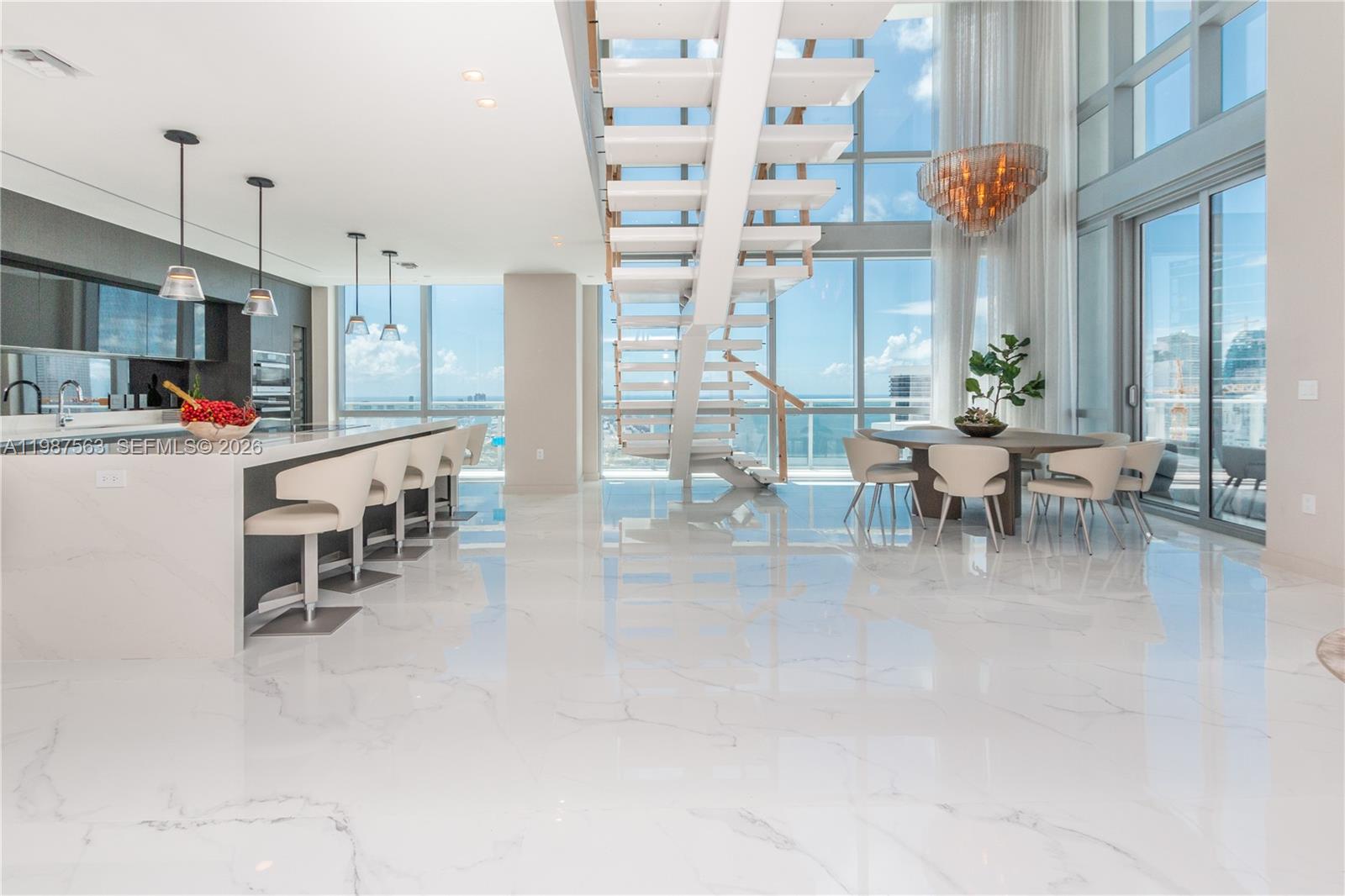 PARAMOUNT MIAMI WORLDCENT - Residential