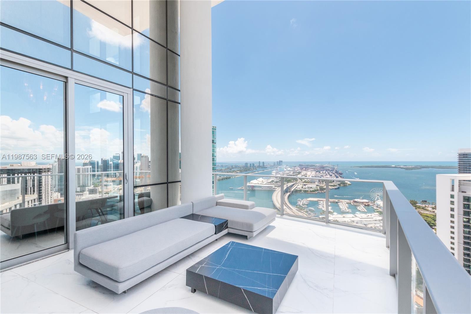 PARAMOUNT MIAMI WORLDCENT - Residential