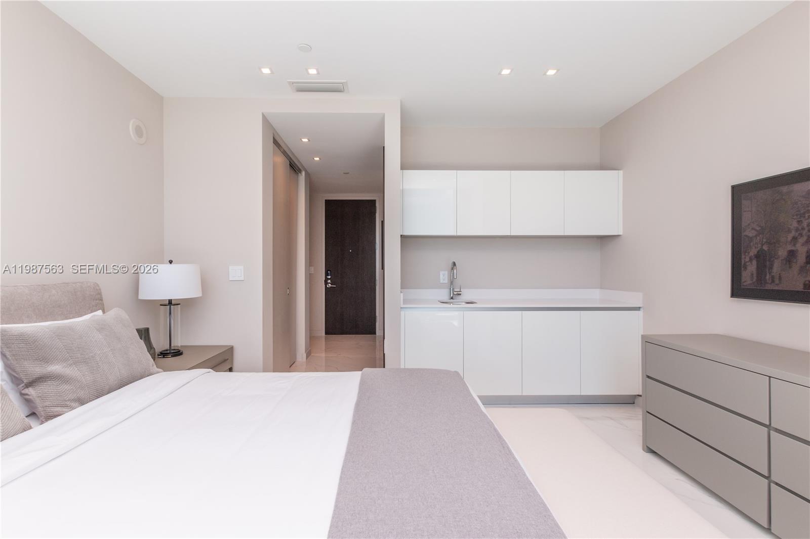 PARAMOUNT MIAMI WORLDCENT - Residential