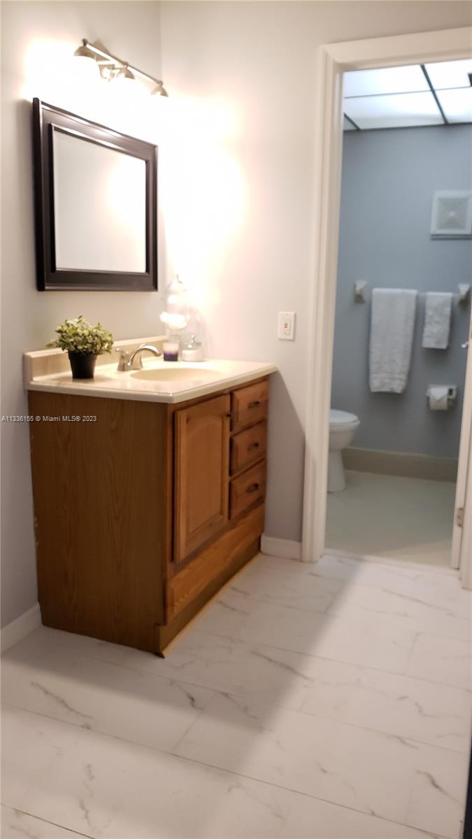 WATERS EDGE OF CORAL SPRI - Residential Lease