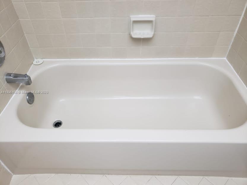 WATERS EDGE OF CORAL SPRI - Residential Lease