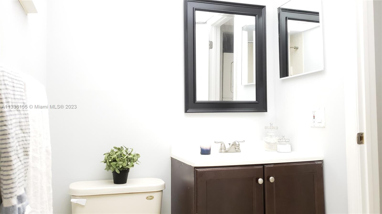 WATERS EDGE OF CORAL SPRI - Residential Lease