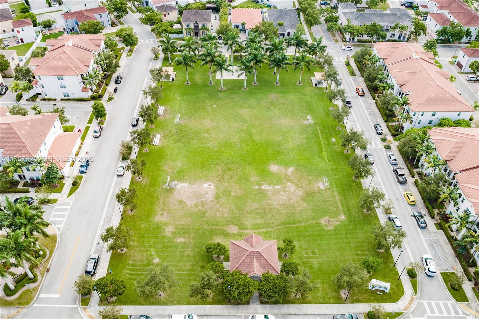 KENDALL COMMONS RESIDENTI - Residential