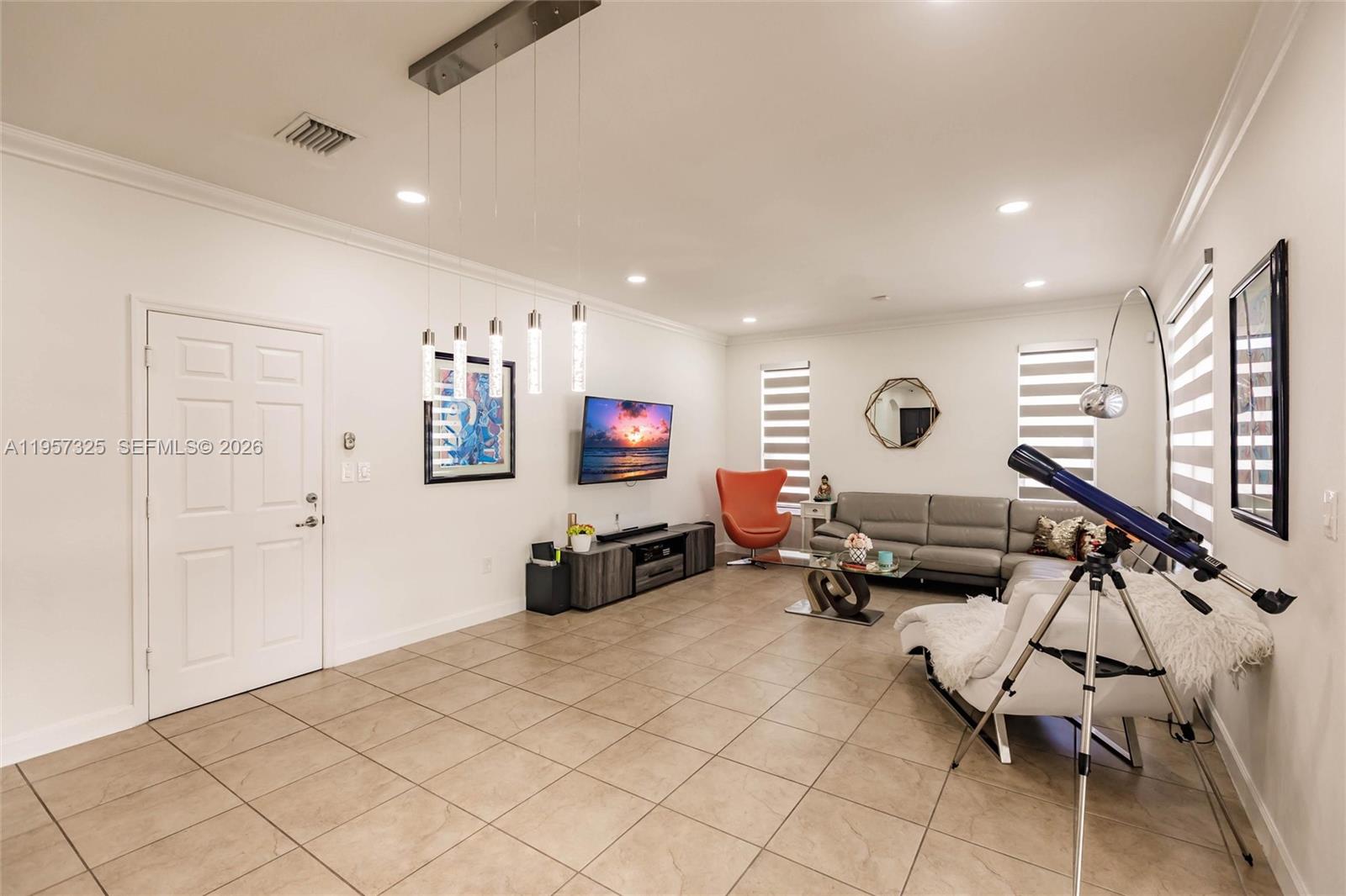 KENDALL COMMONS RESIDENTI - Residential