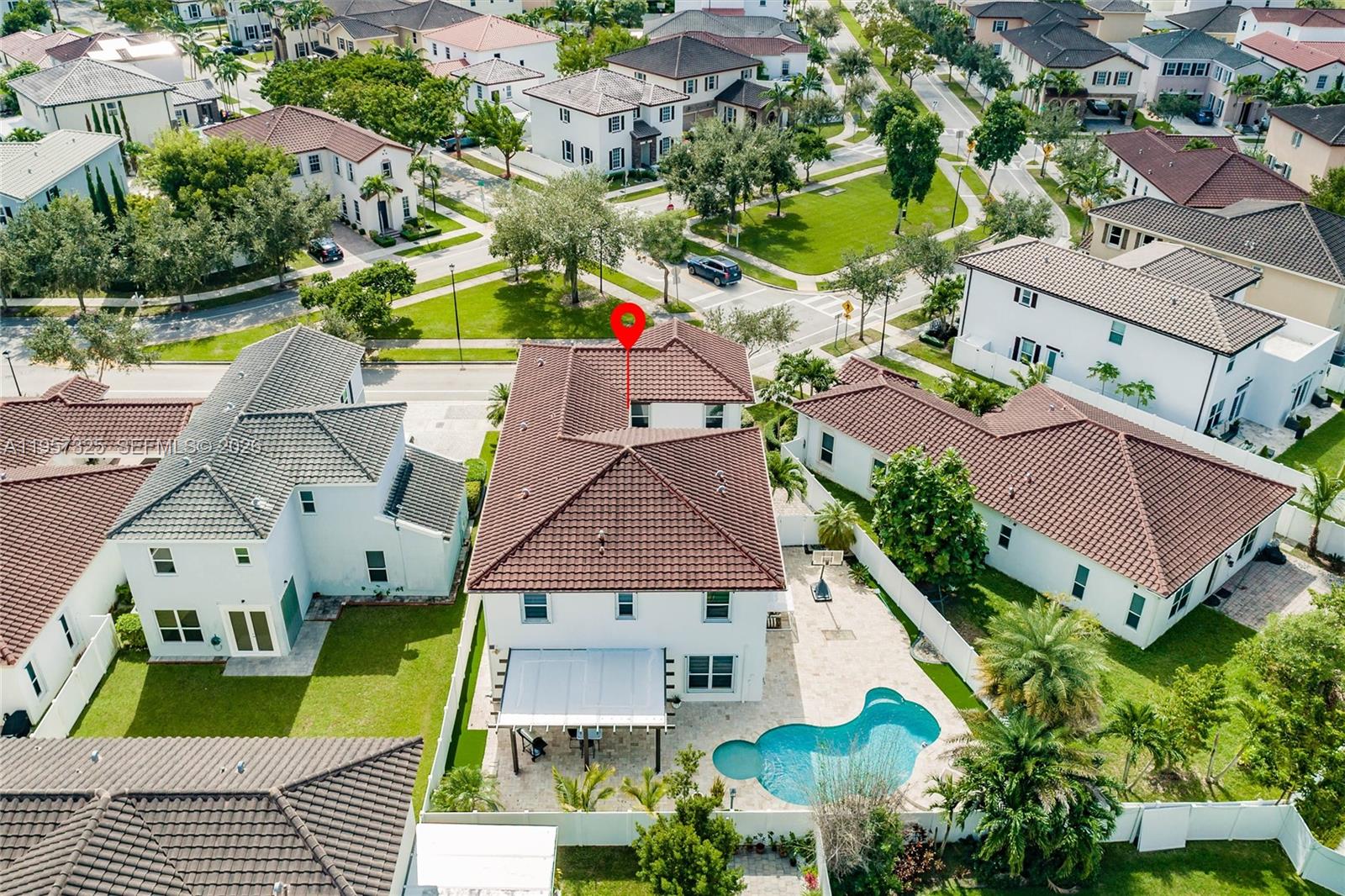 KENDALL COMMONS RESIDENTI - Residential