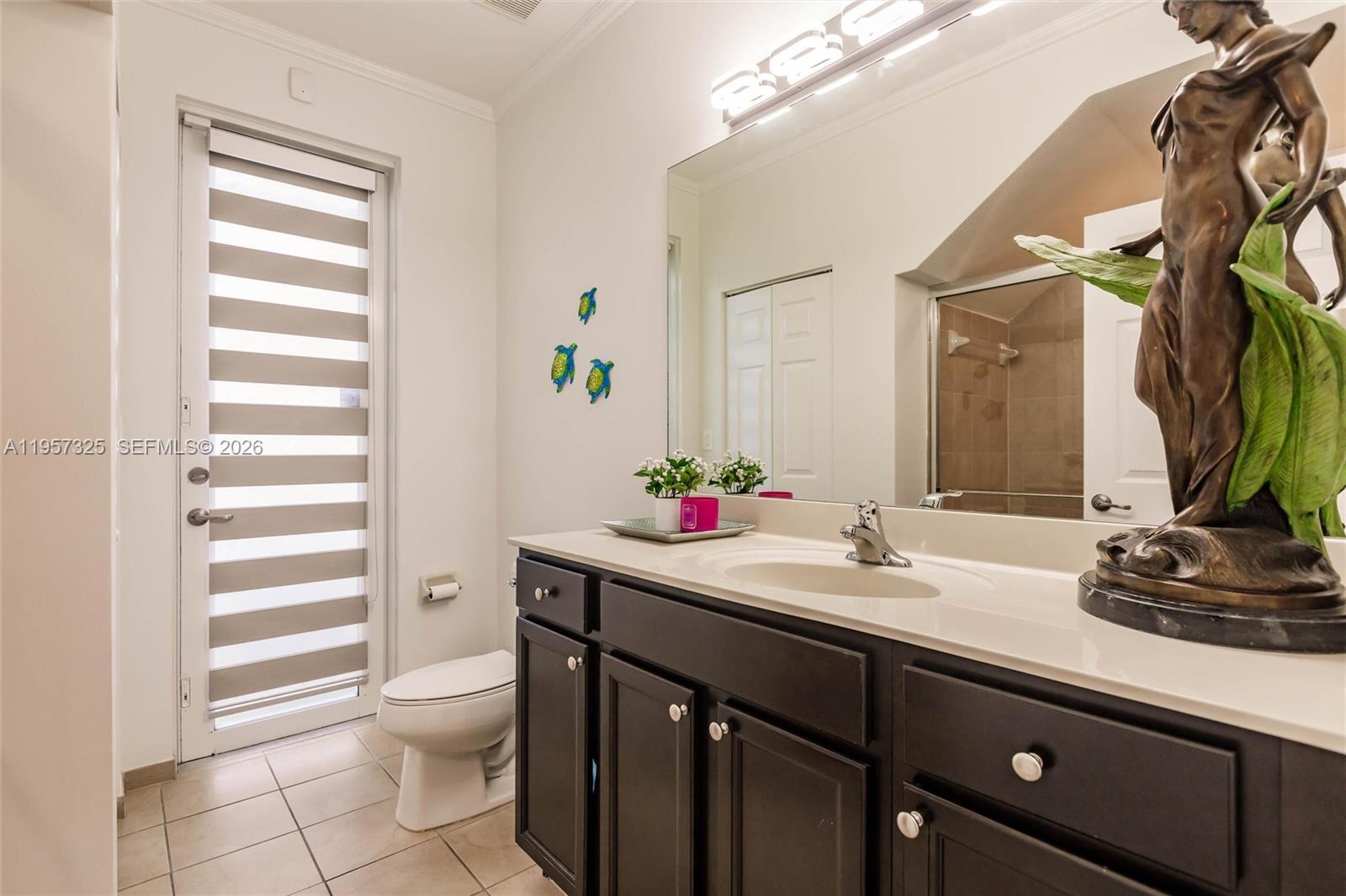 KENDALL COMMONS RESIDENTI - Residential