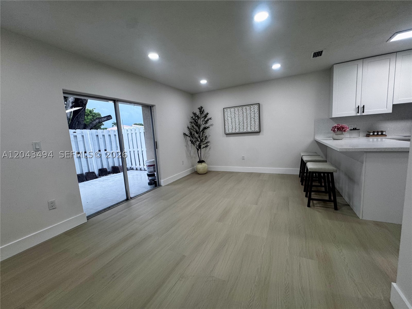 6350 SW 139th Ave