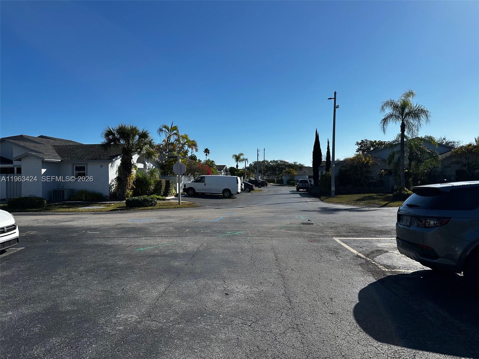 WESTWIND LAKES GARDEN HOM - Residential