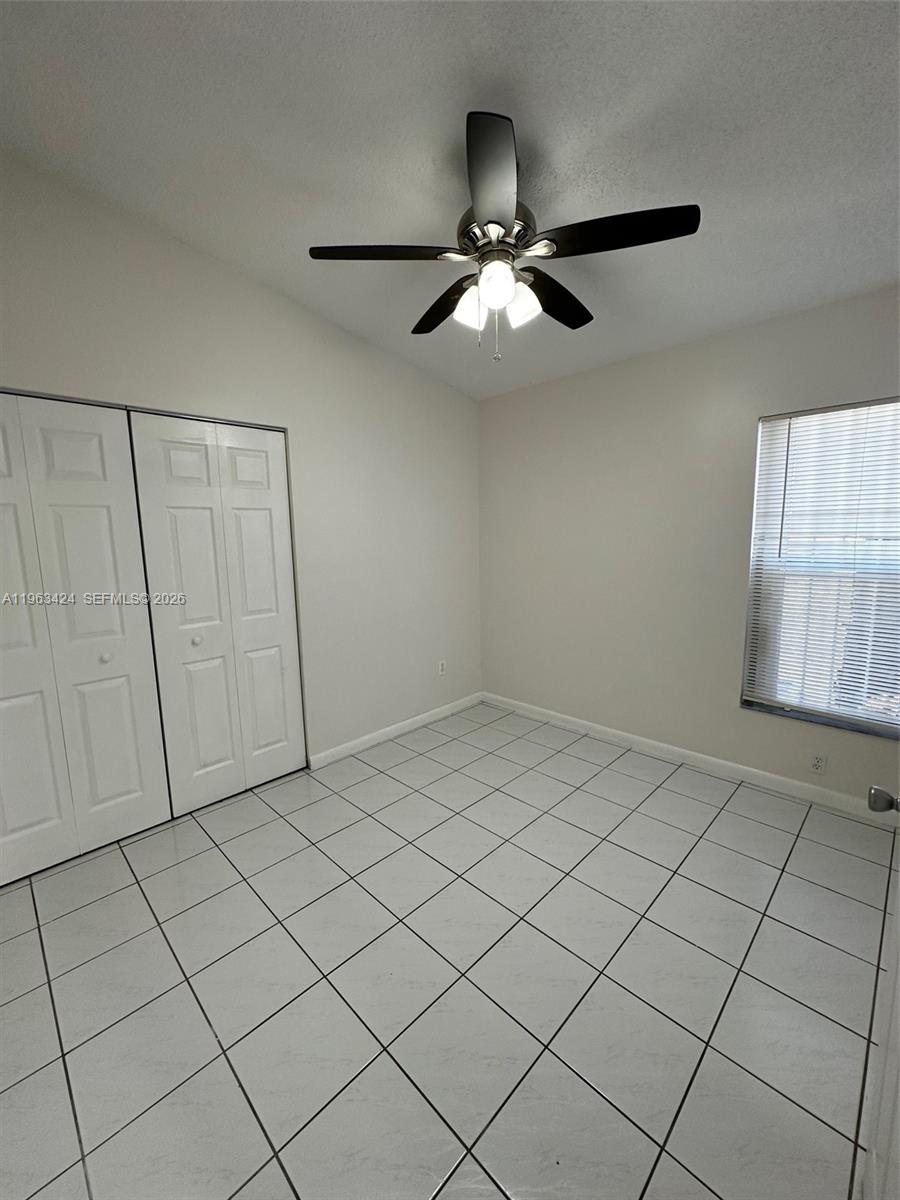 WESTWIND LAKES GARDEN HOM - Residential