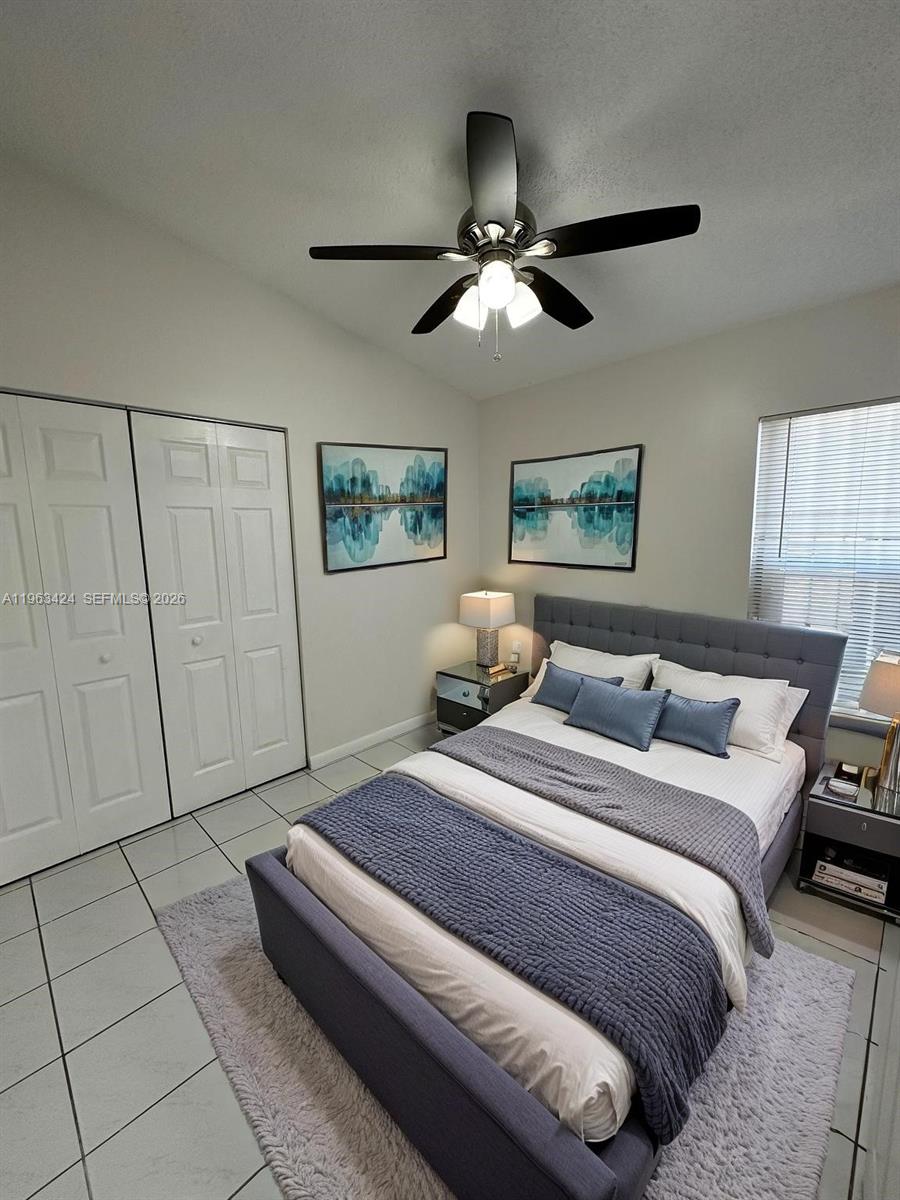 WESTWIND LAKES GARDEN HOM - Residential