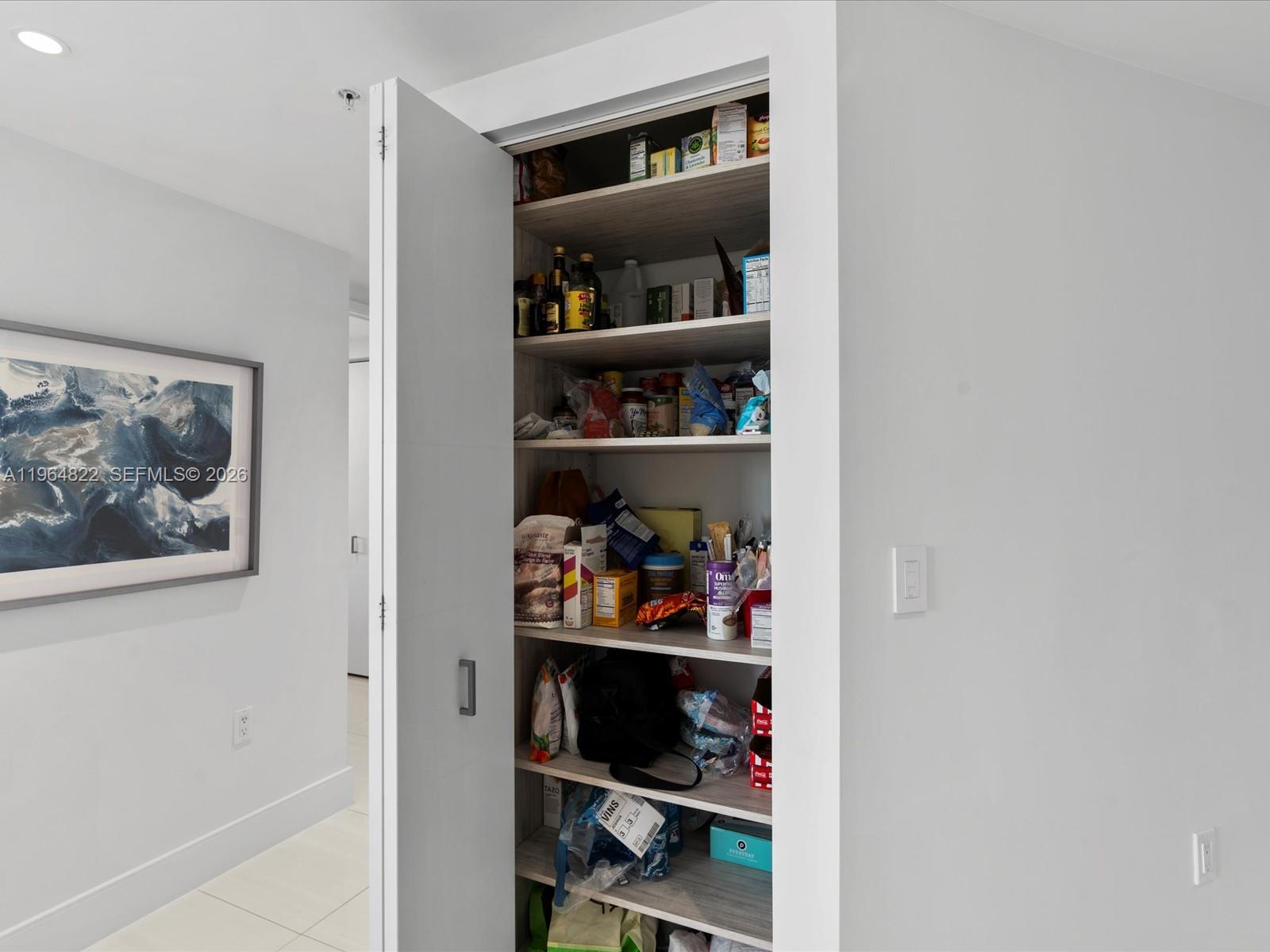 PARQUE TOWERS CONDO - Residential