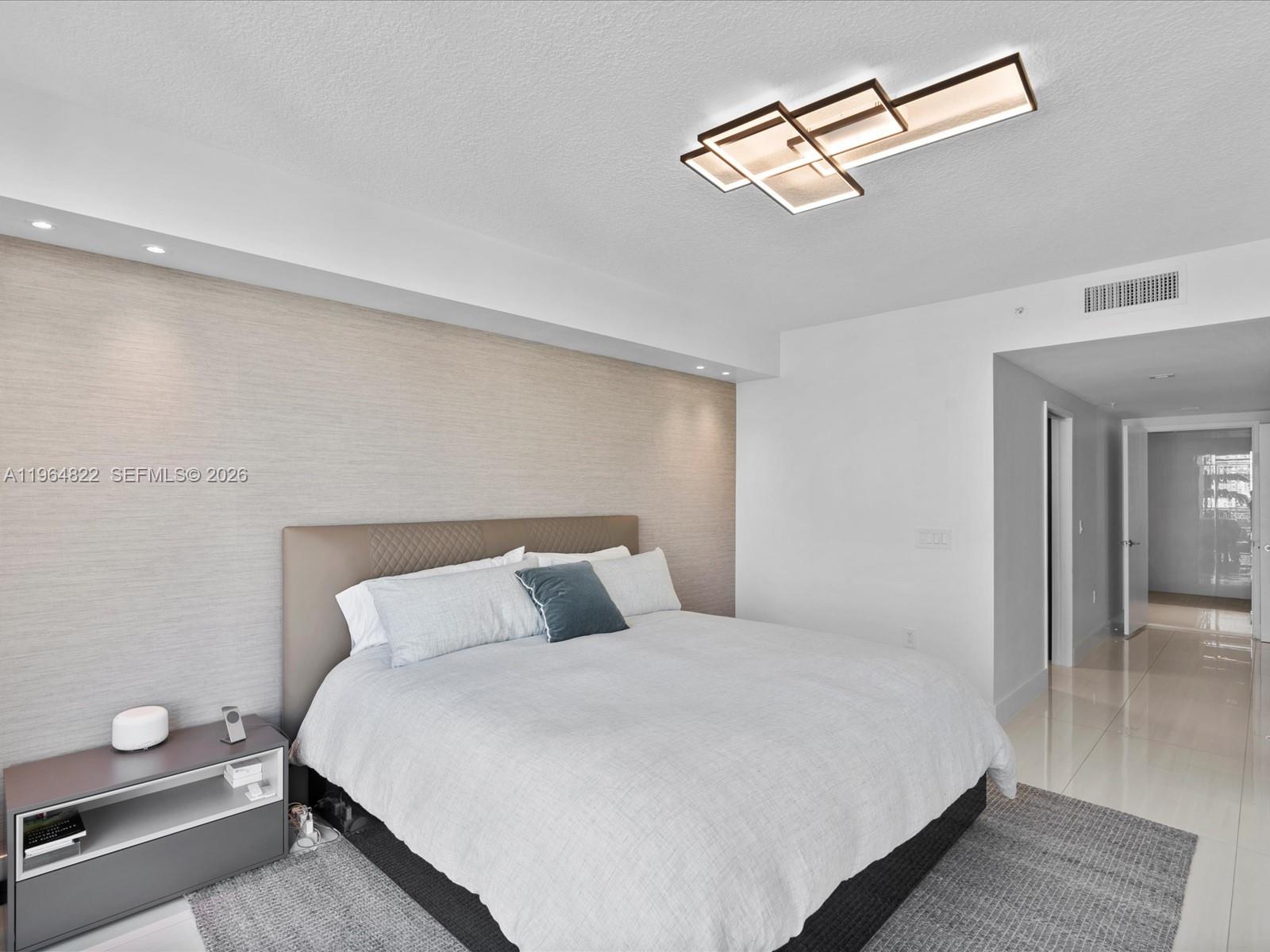 PARQUE TOWERS CONDO - Residential