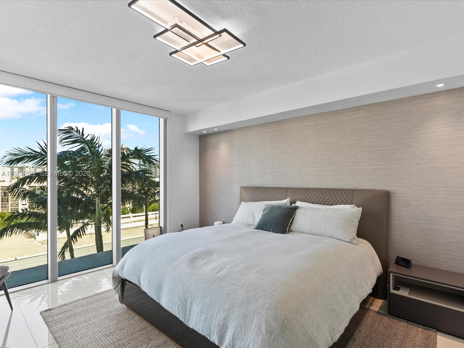 PARQUE TOWERS CONDO - Residential