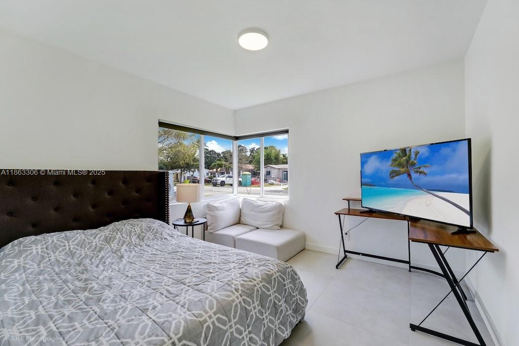 HOMEDALE - Residential