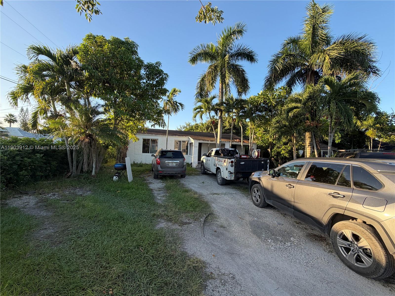 ROYAL PALM ADDN - Residential Lease