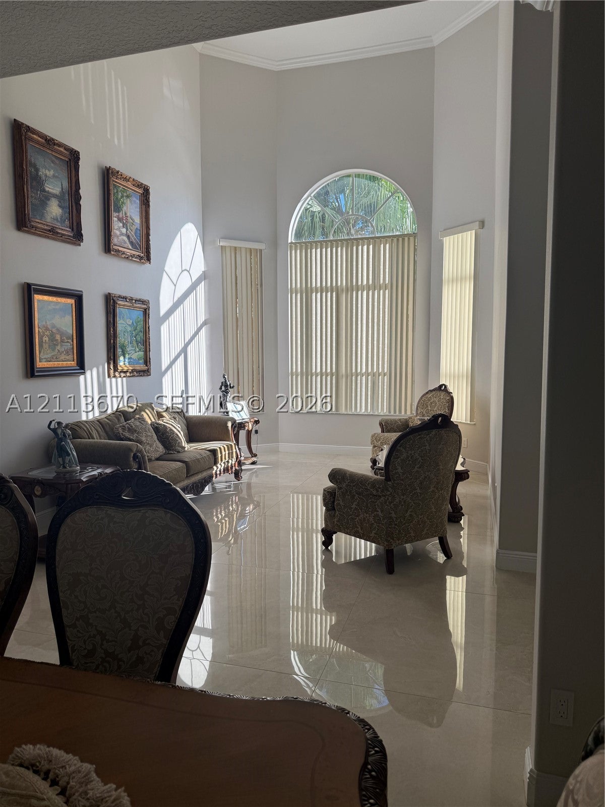 1600 W Classical Blvd