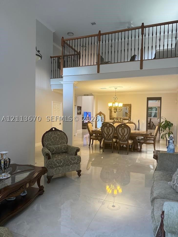 1600 W Classical Blvd