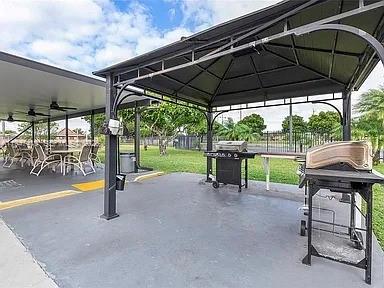 WESTWOOD COMMUNITY 5 - Residential