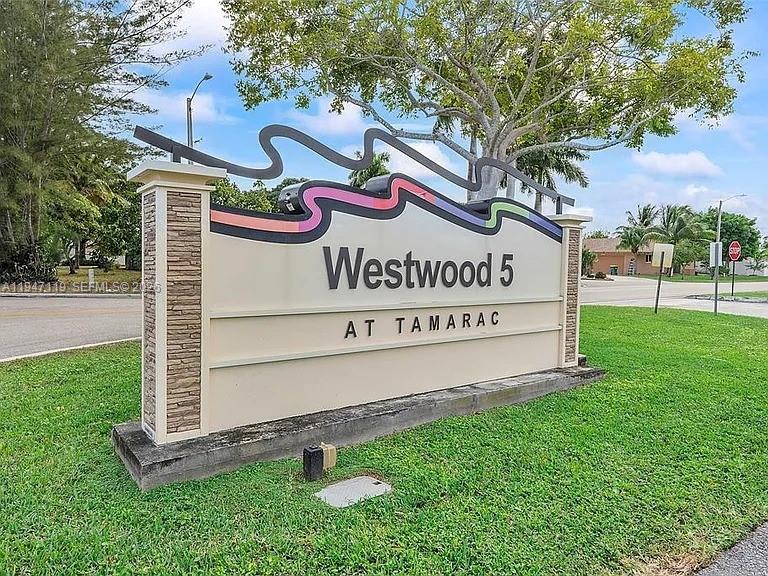 WESTWOOD COMMUNITY 5 - Residential