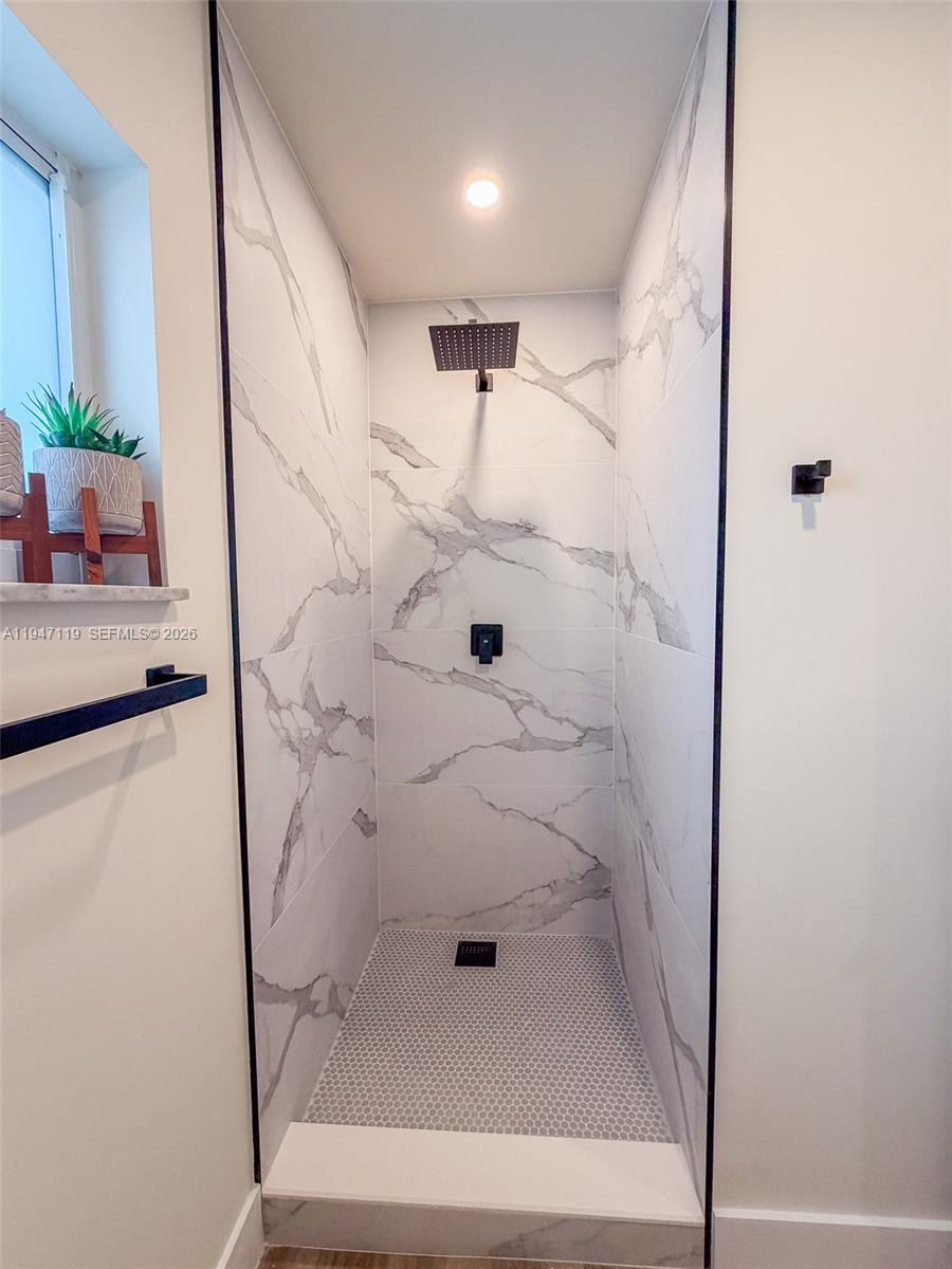 WESTWOOD COMMUNITY 5 - Residential