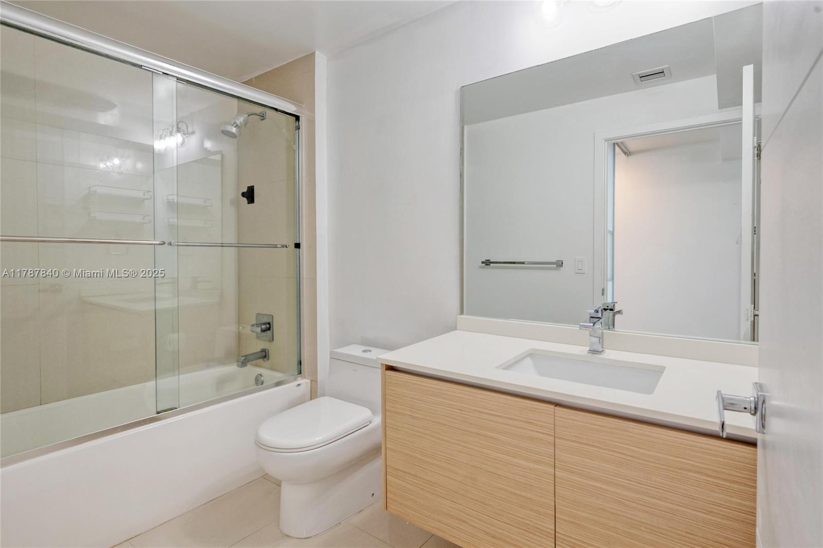 BAY HOUSE MIAMI CONDO - Residential