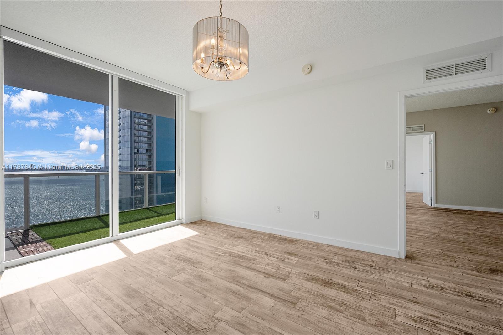BAY HOUSE MIAMI CONDO - Residential