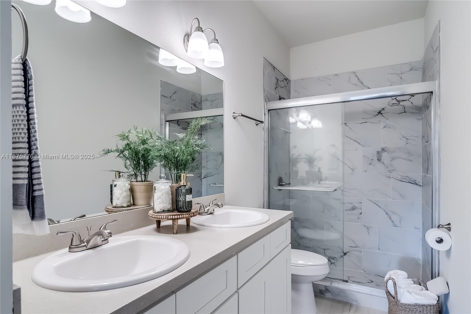 Las Villas at Kenilworth - Residential Lease