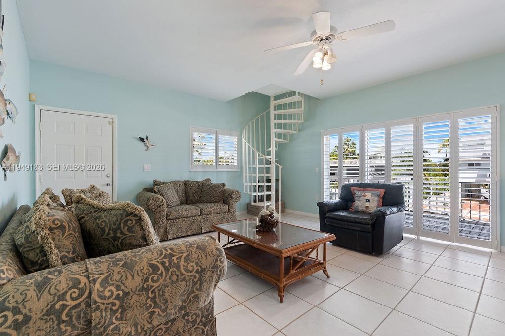 PORT ANTIGUA PLAT NO 5 & - Residential