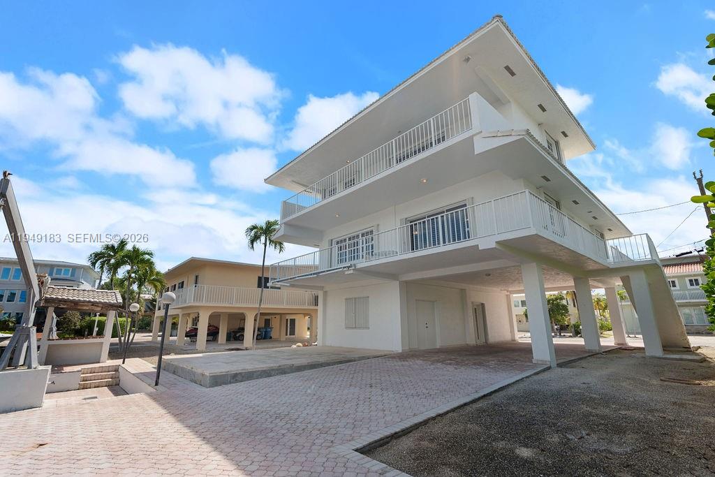 PORT ANTIGUA PLAT NO 5 & - Residential